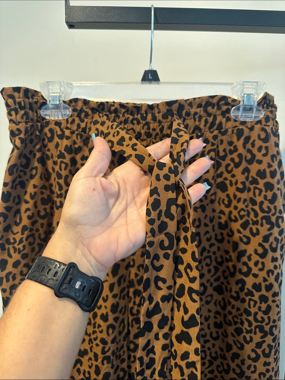 Sienna Sky Wide-Leg Leopard Print Pants Size L - Picture 3 of 6
